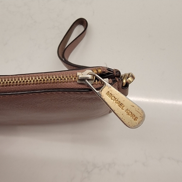 Michael Kors Clutch Wristlet Wallet Muave Pink Nude with Gold Hardware - Picture 6 of 12